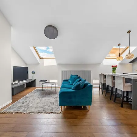 Cozy Old Town Apartment